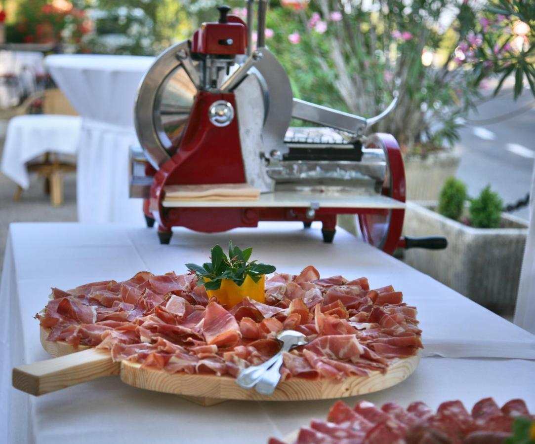Hotel Ristorante Al Brunello Di Монтальчино Екстер'єр фото