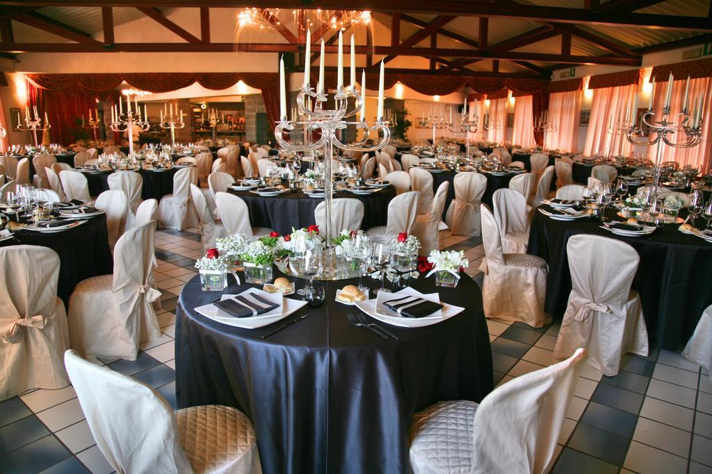 Hotel Ristorante Al Brunello Di Монтальчино Екстер'єр фото